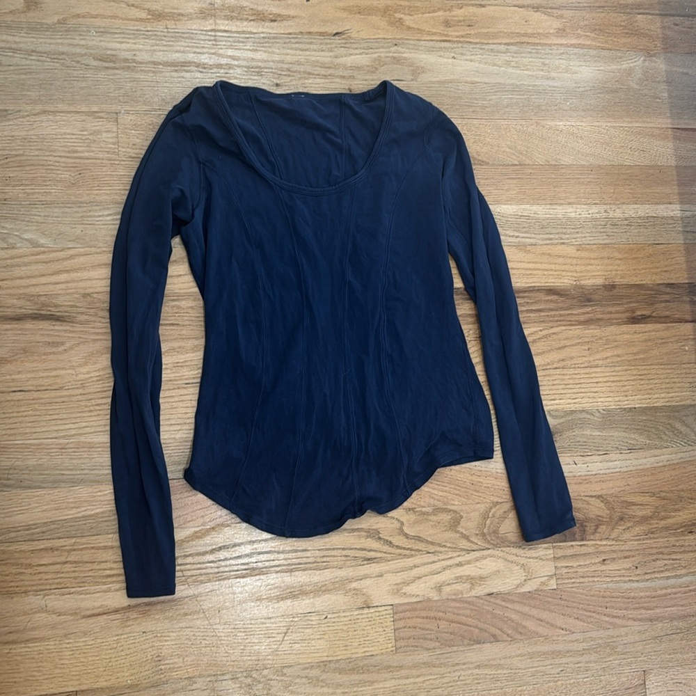 Lululemon Navy Long Sleeve Shirt